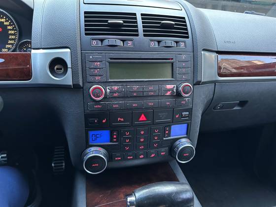 VOLKSWAGEN TOUAREG 4.2 FSI V8 32V GASOLINA 4P TIPTRONIC VOLKSWAGEN TOUAREG 4.2 FSI V8 32V GASOLINA 4P TIPTRONIC
